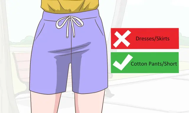 Pantaloni corti di cotone per evitare l'irritazione da sfregamento. No a vestiti e gonne.